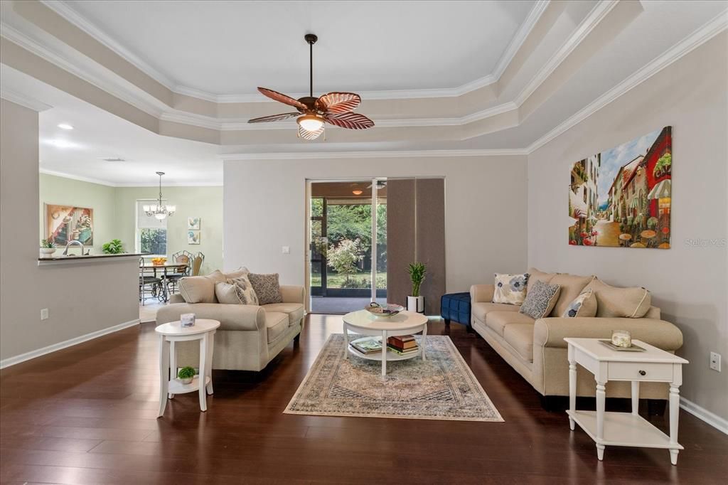 На продажу: $520,000 (3 спален, 2 ванн, 2017 Квадратных фут)