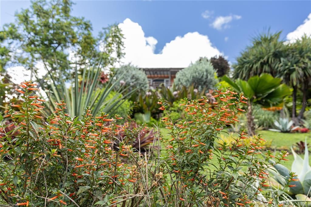 For Sale: $595,000 (2 beds, 2 baths, 1400 Square Feet)