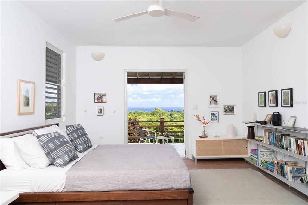 For Sale: $595,000 (2 beds, 2 baths, 1400 Square Feet)