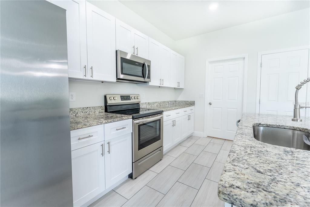 Active With Contract: $280,000 (4 beds, 2 baths, 1758 Square Feet)