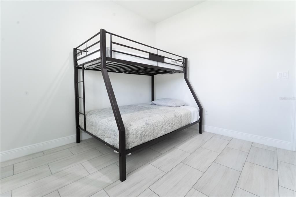 Active With Contract: $280,000 (4 beds, 2 baths, 1758 Square Feet)