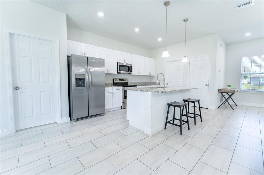 Active With Contract: $280,000 (4 beds, 2 baths, 1758 Square Feet)