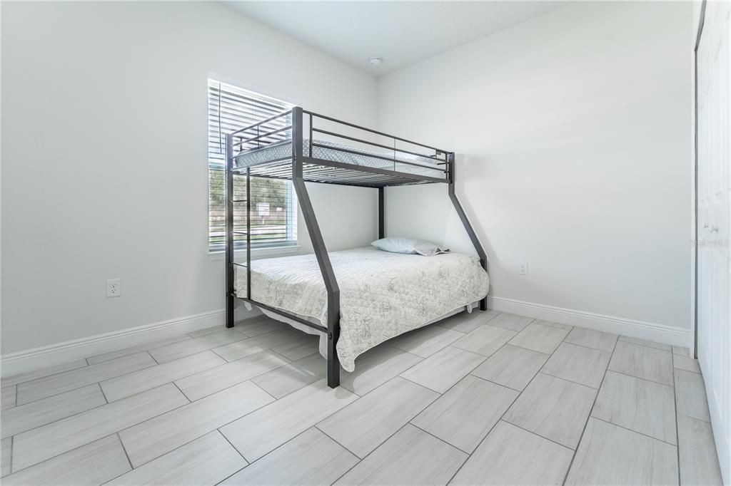 Active With Contract: $280,000 (4 beds, 2 baths, 1758 Square Feet)