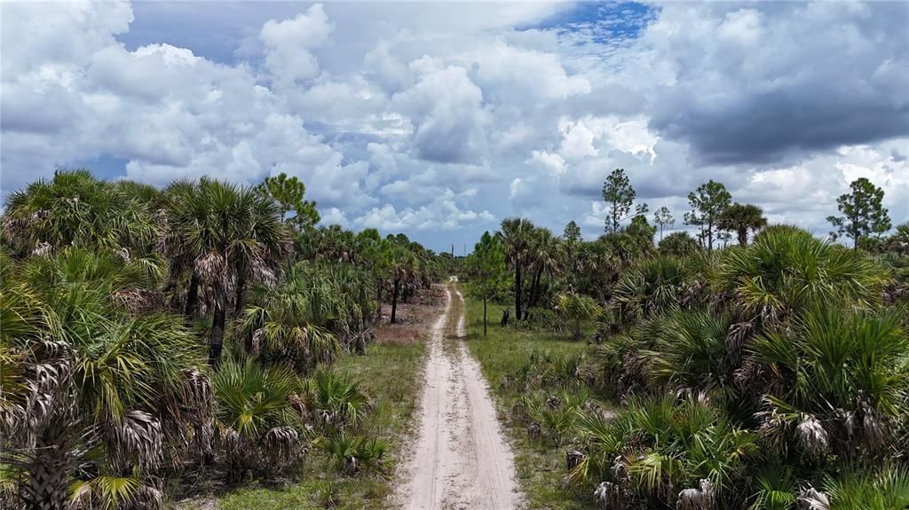 待售: $90,000 (5.00 acres)