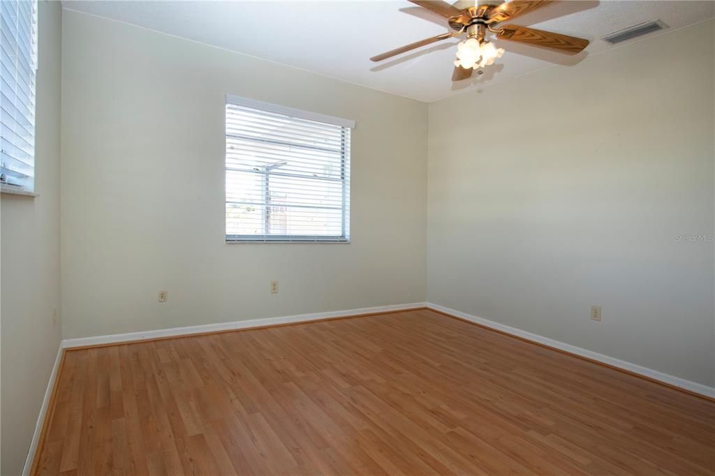 На продажу: $285,000 (2 спален, 2 ванн, 1756 Квадратных фут)