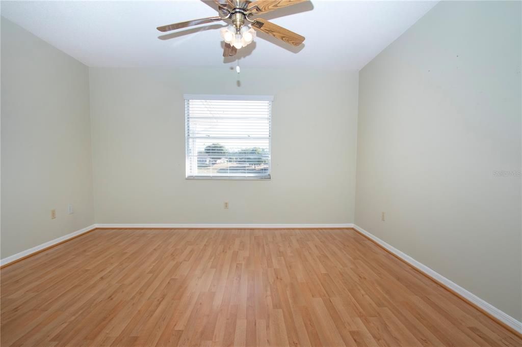 На продажу: $285,000 (2 спален, 2 ванн, 1756 Квадратных фут)