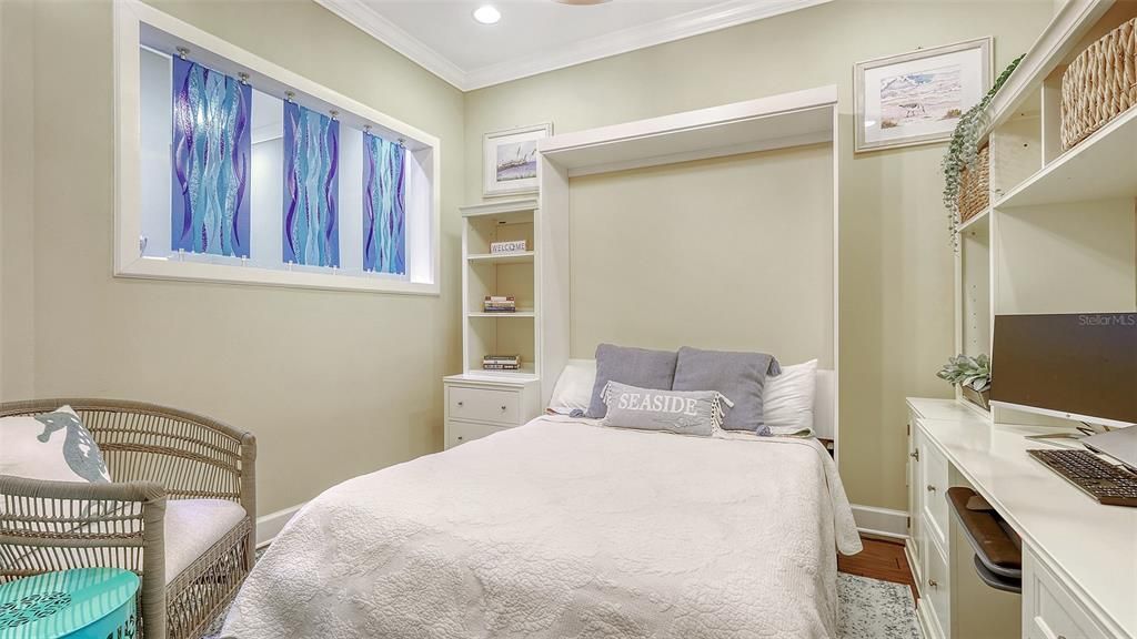 For Sale: $790,000 (2 beds, 2 baths, 2002 Square Feet)