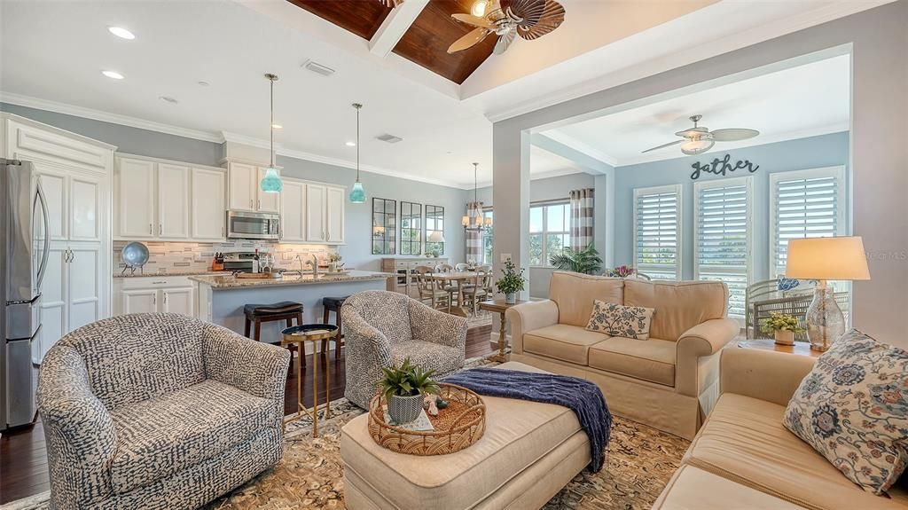 For Sale: $790,000 (2 beds, 2 baths, 2002 Square Feet)