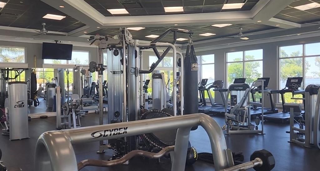 For Sale: $790,000 (2 beds, 2 baths, 2002 Square Feet)