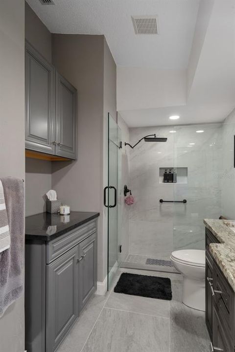 Под контрактом: $238,900 (2 спален, 2 ванн, 1364 Квадратных фут)