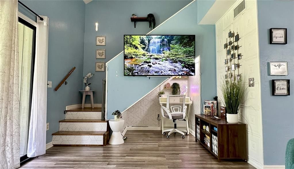 Под контрактом: $199,000 (2 спален, 2 ванн, 1070 Квадратных фут)