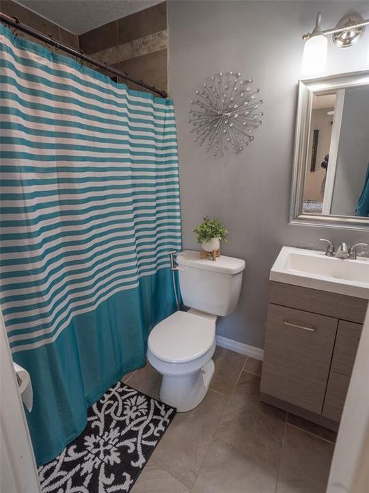 Под контрактом: $350,000 (3 спален, 2 ванн, 1092 Квадратных фут)