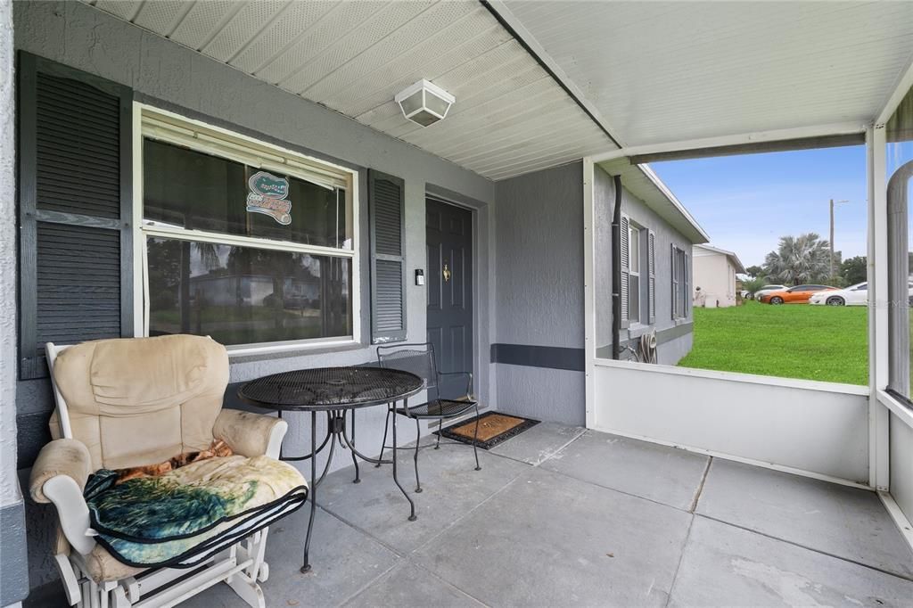 Activo con contrato: $229,000 (3 camas, 1 baños, 1063 Pies cuadrados)