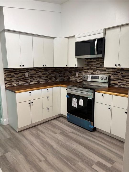 En Venta: $294,900 (3 camas, 2 baños, 1776 Pies cuadrados)