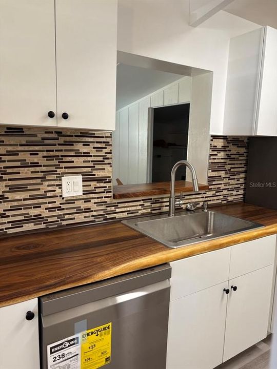 En Venta: $294,900 (3 camas, 2 baños, 1776 Pies cuadrados)