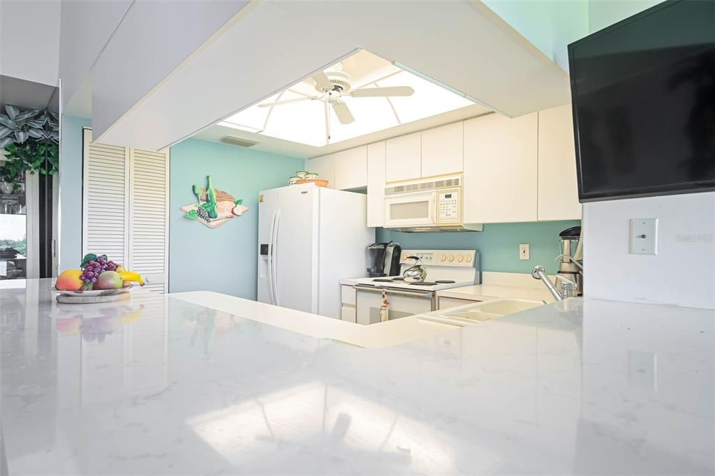 На продажу: $225,000 (3 спален, 2 ванн, 1436 Квадратных фут)