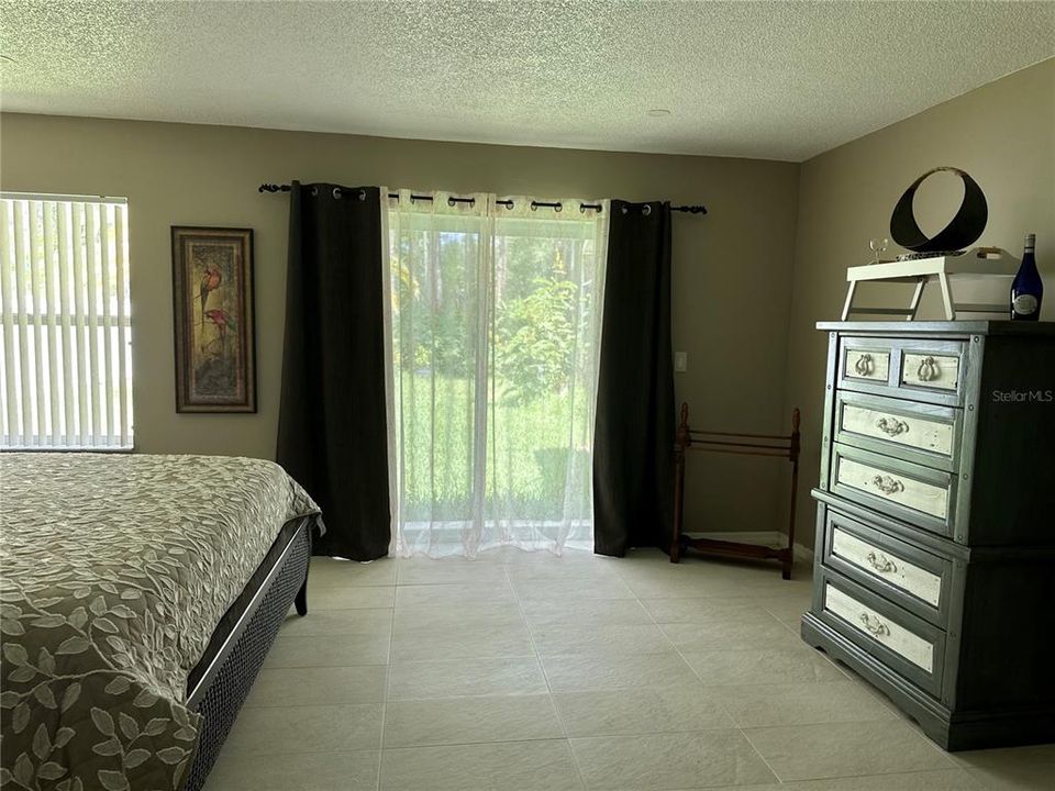 For Rent: $3,000 (3 beds, 2 baths, 1575 Square Feet)