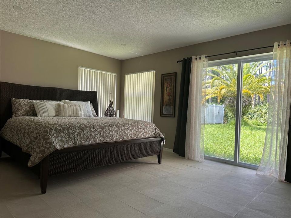 For Rent: $3,000 (3 beds, 2 baths, 1575 Square Feet)