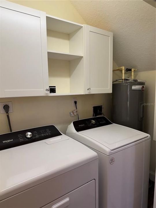 En Venta: $340,000 (3 camas, 2 baños, 1377 Pies cuadrados)