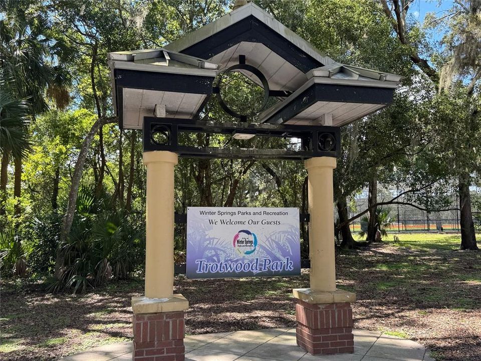 En Venta: $340,000 (3 camas, 2 baños, 1377 Pies cuadrados)