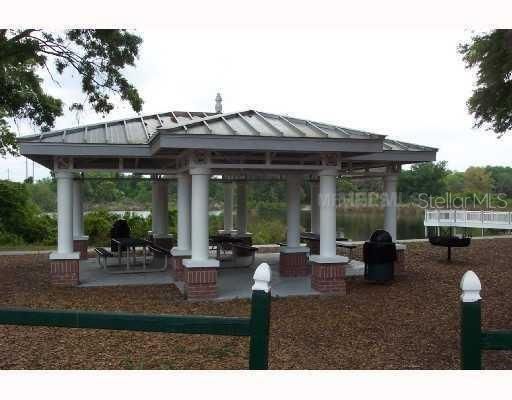 En Venta: $340,000 (3 camas, 2 baños, 1377 Pies cuadrados)