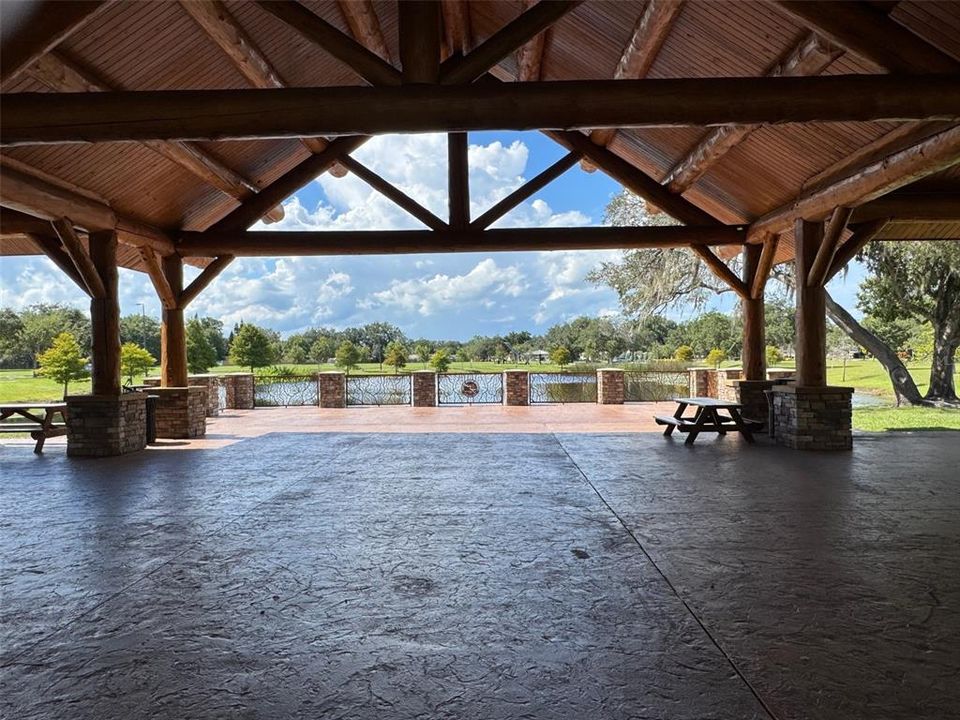 En Venta: $340,000 (3 camas, 2 baños, 1377 Pies cuadrados)