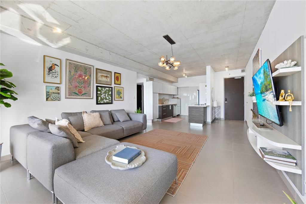 En Venta: $875,000 (2 camas, 2 baños, 1126 Pies cuadrados)