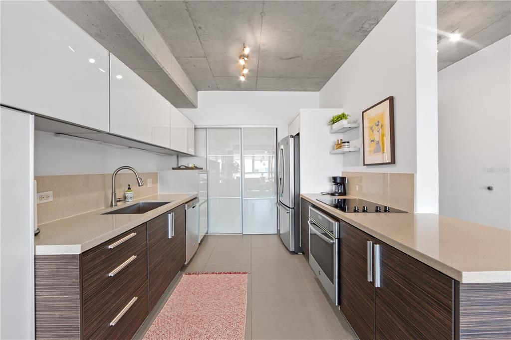 En Venta: $875,000 (2 camas, 2 baños, 1126 Pies cuadrados)