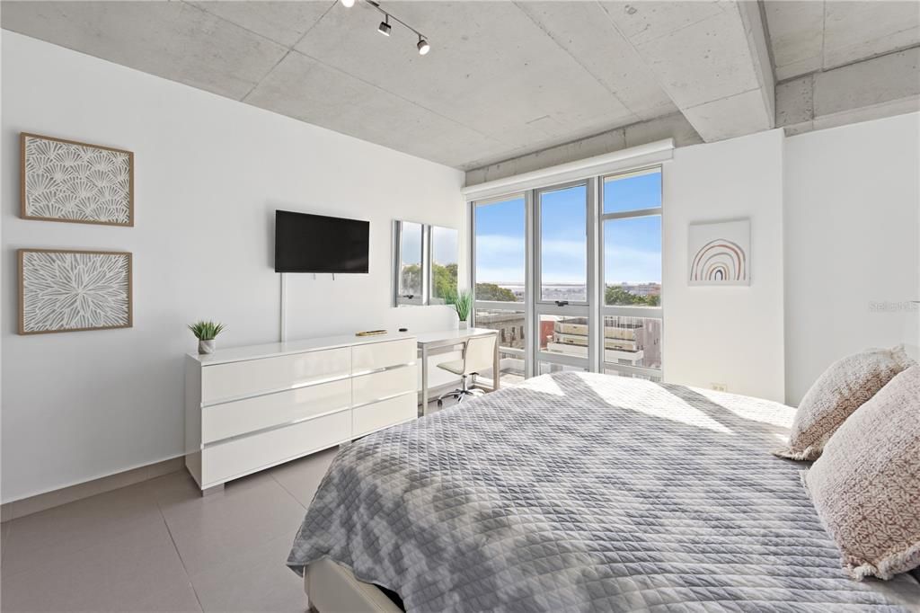 En Venta: $875,000 (2 camas, 2 baños, 1126 Pies cuadrados)