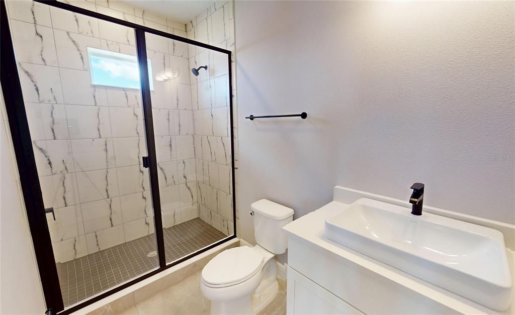 Active With Contract: $999,900 (5 beds, 4 baths, 3091 Square Feet)