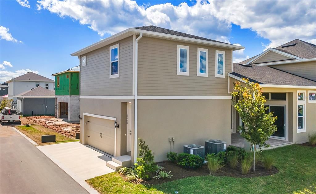 Active With Contract: $999,900 (5 beds, 4 baths, 3091 Square Feet)