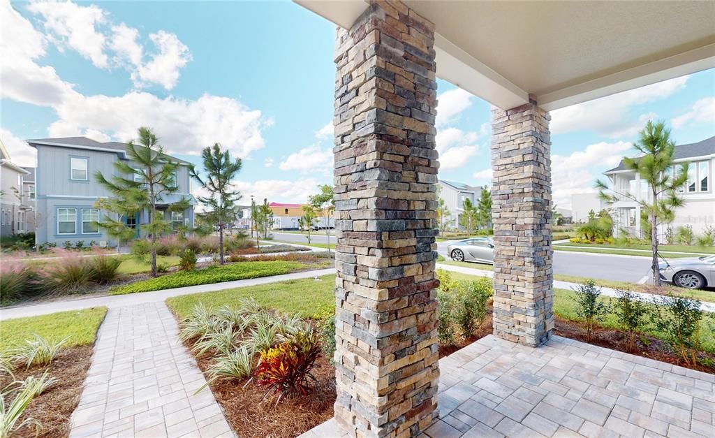 Active With Contract: $999,900 (5 beds, 4 baths, 3091 Square Feet)