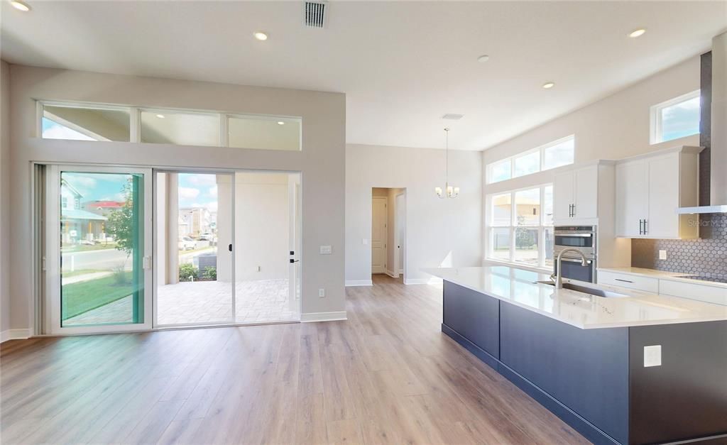 Active With Contract: $999,900 (5 beds, 4 baths, 3091 Square Feet)