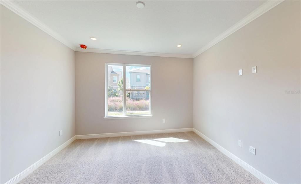 Active With Contract: $999,900 (5 beds, 4 baths, 3091 Square Feet)