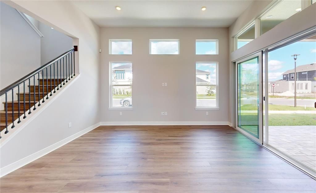 Active With Contract: $999,900 (5 beds, 4 baths, 3091 Square Feet)