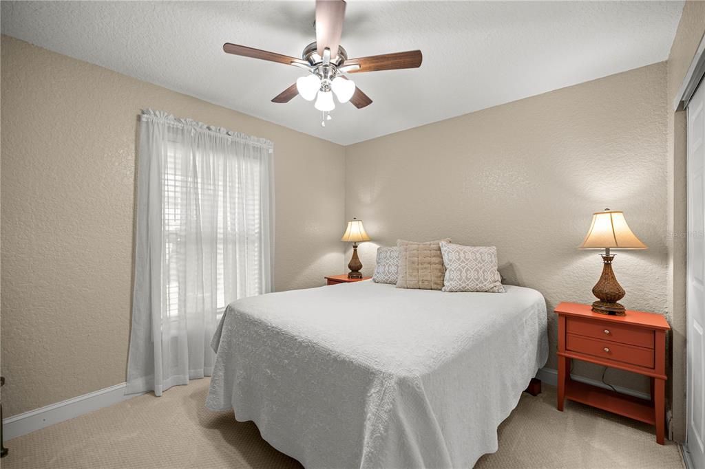 For Sale: $325,000 (3 beds, 2 baths, 1584 Square Feet)