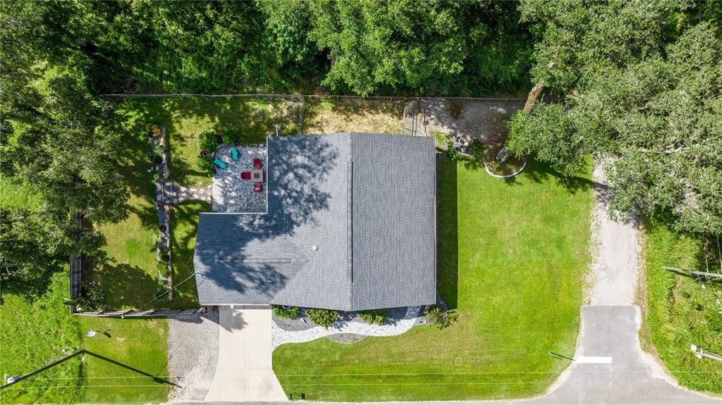 For Sale: $325,000 (3 beds, 2 baths, 1584 Square Feet)