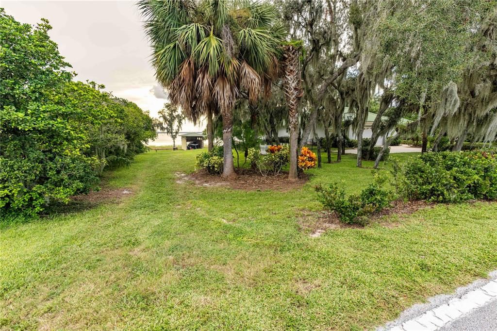 For Sale: $729,000 (3 beds, 3 baths, 2444 Square Feet)