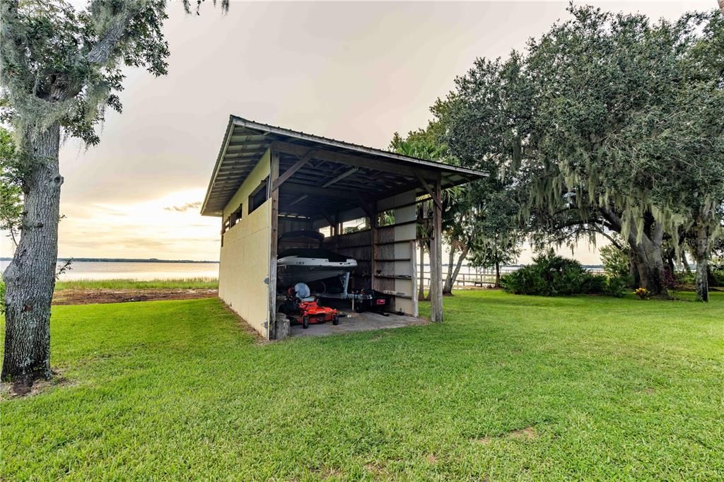 For Sale: $729,000 (3 beds, 3 baths, 2444 Square Feet)