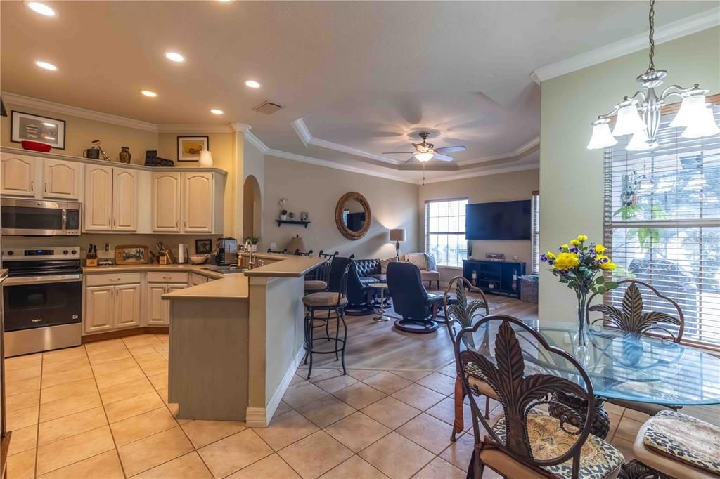 For Sale: $729,000 (3 beds, 3 baths, 2444 Square Feet)