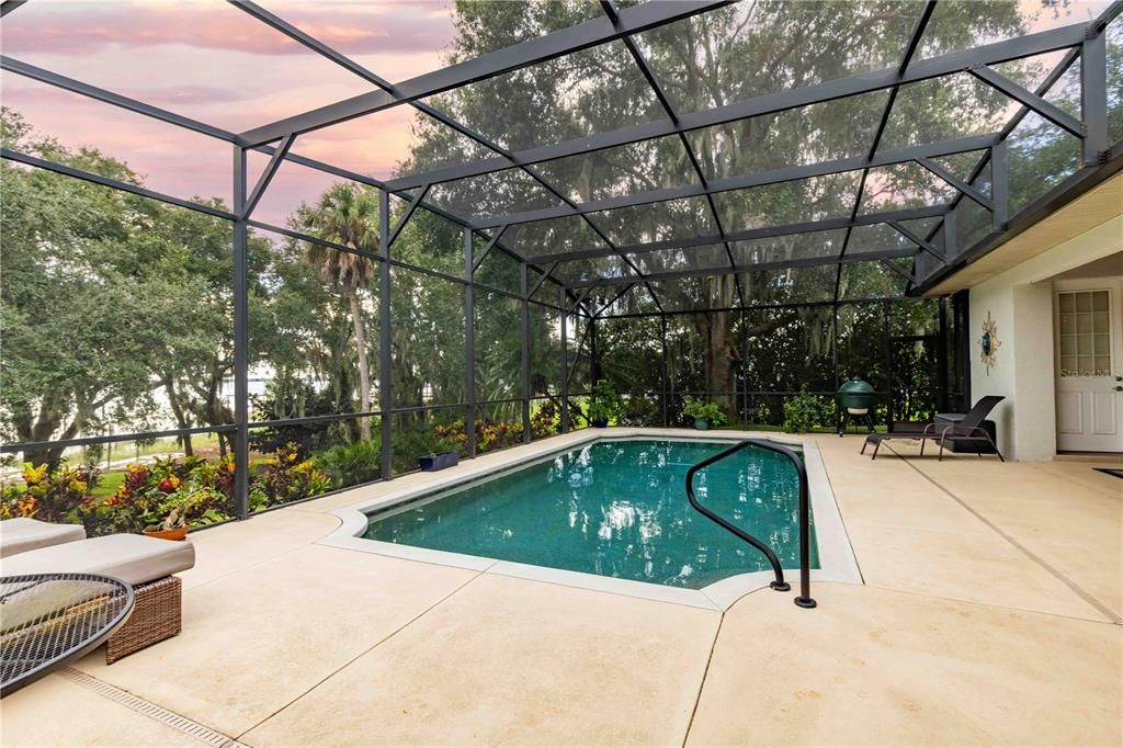 For Sale: $729,000 (3 beds, 3 baths, 2444 Square Feet)