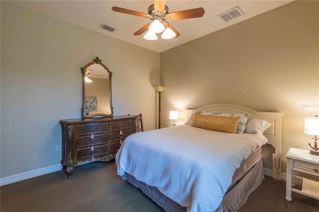 For Sale: $729,000 (3 beds, 3 baths, 2444 Square Feet)