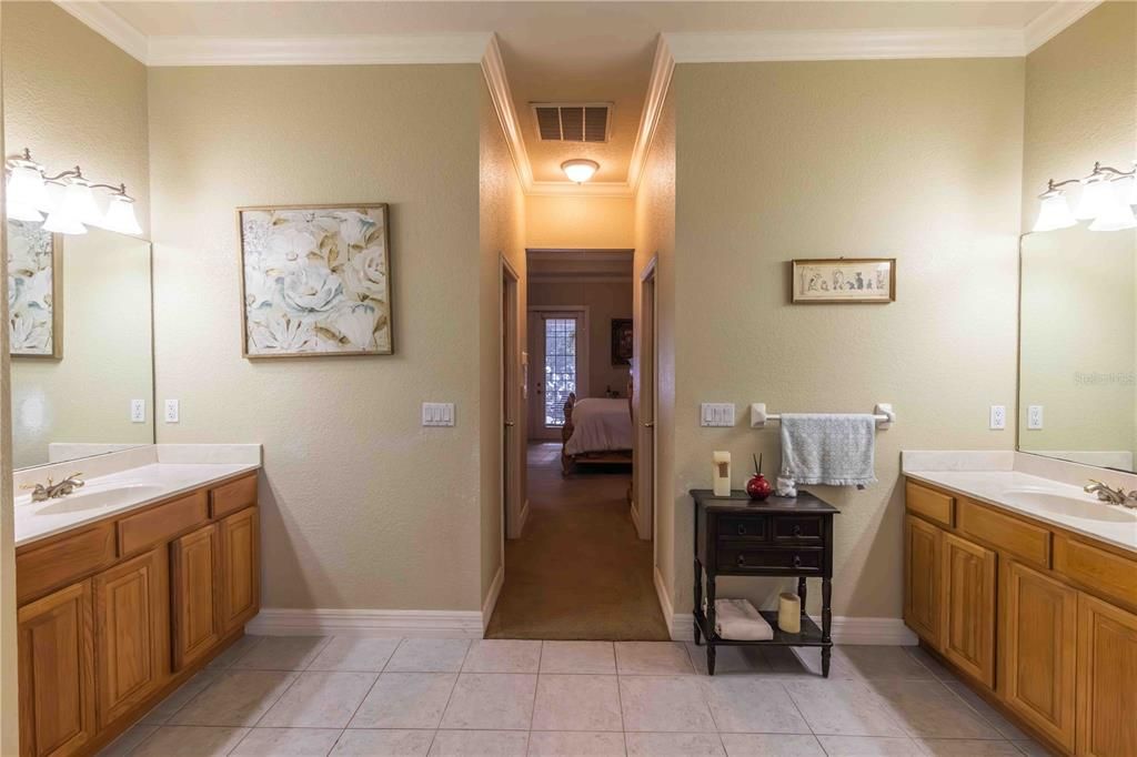 For Sale: $729,000 (3 beds, 3 baths, 2444 Square Feet)