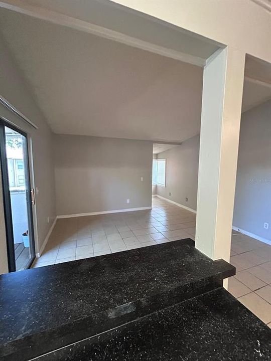 For Sale: $150,000 (1 beds, 1 baths, 749 Square Feet)