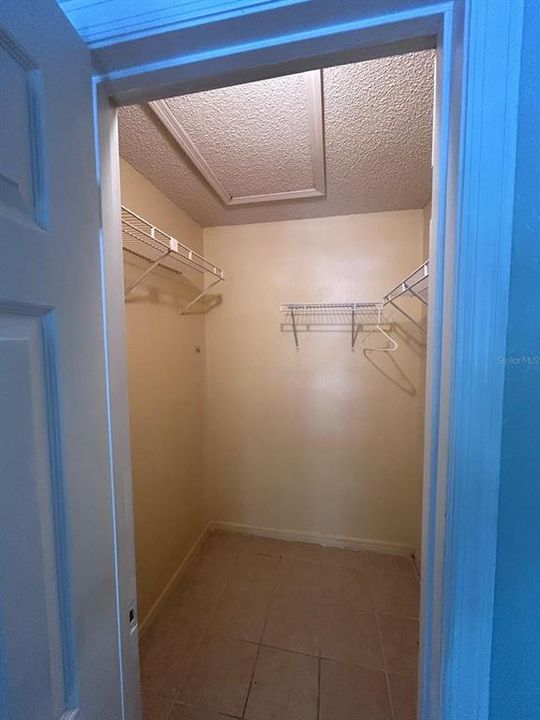 For Sale: $150,000 (1 beds, 1 baths, 749 Square Feet)