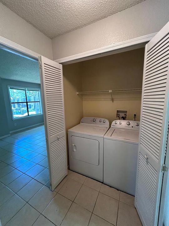 For Sale: $150,000 (1 beds, 1 baths, 749 Square Feet)