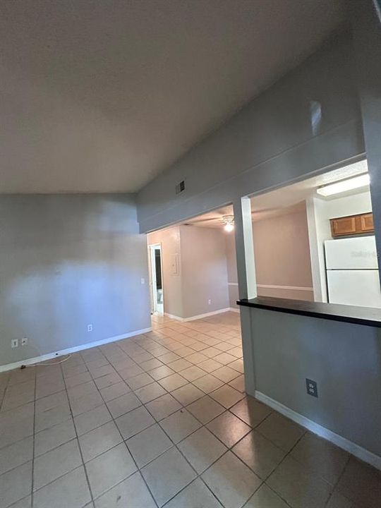 For Sale: $150,000 (1 beds, 1 baths, 749 Square Feet)