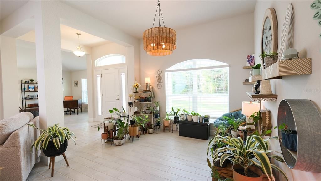 待售: $365,000 (4 贝兹, 3 浴室, 2265 平方英尺)