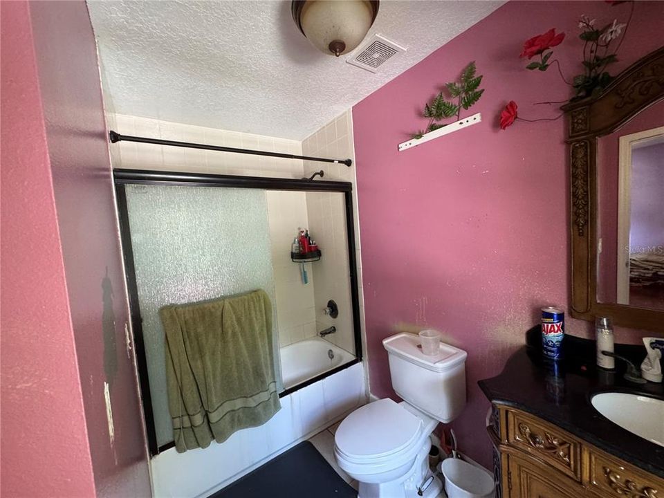 For Sale: $760,000 (5 beds, 4 baths, 4354 Square Feet)