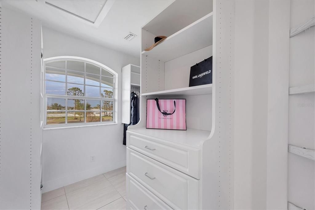 待售: $1,830,000 (4 贝兹, 3 浴室, 3090 平方英尺)